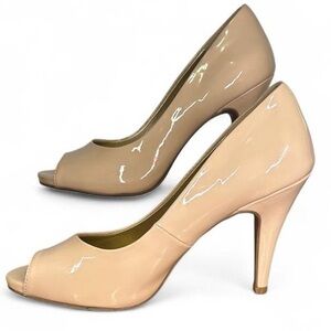 Vegan Beige/Tan/Nude Patent Peep Toe Heels Size 10